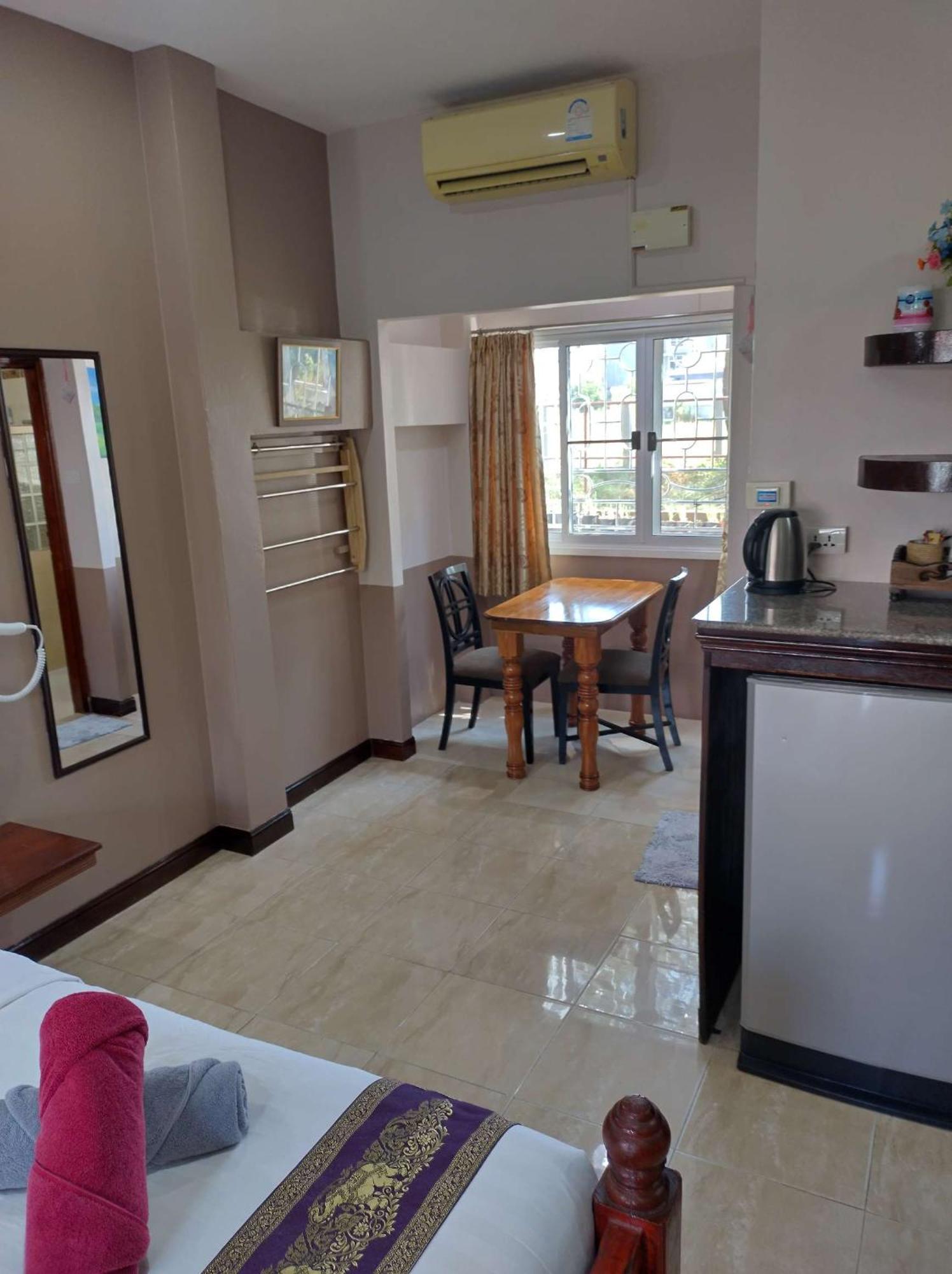 Mai Thai Guest House Khon Kaen Luaran gambar